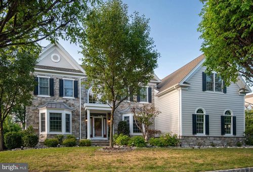 3805 Woodland Dr, NEWTOWN SQUARE, PA, 19073-1091 | Card Image