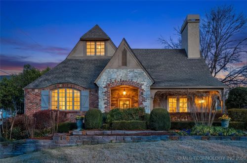 131 26th Pl, Tulsa, OK, 74114-2421 | Card Image