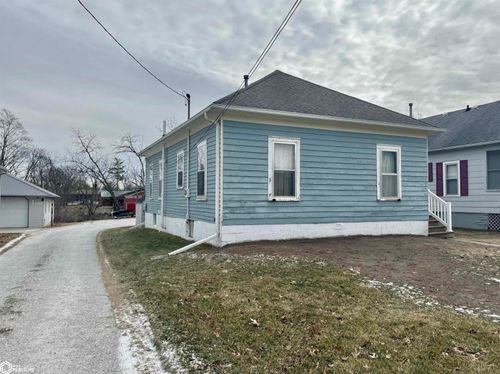 804 N 13th St, Chariton, IA, 50049-1120 | Card Image