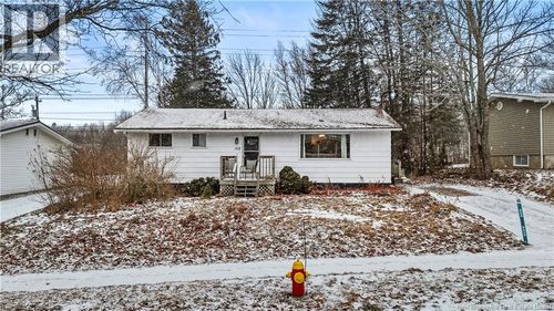 152 Tilley Dr, Fredericton, NB, E3B5L1 | Card Image