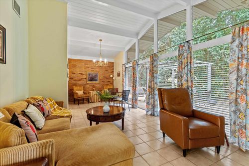 625 N Calhoun St, Quincy, FL, 32351-1723 | Card Image