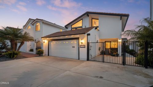 3960 W Hemlock St, Oxnard, CA, 93033 | Card Image