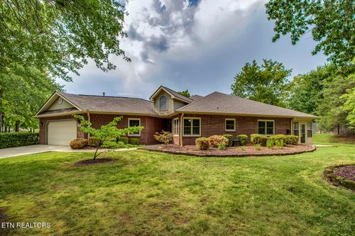 7314 Shalimar Point Way, Knoxville, TN, 37918-5705 | Card Image