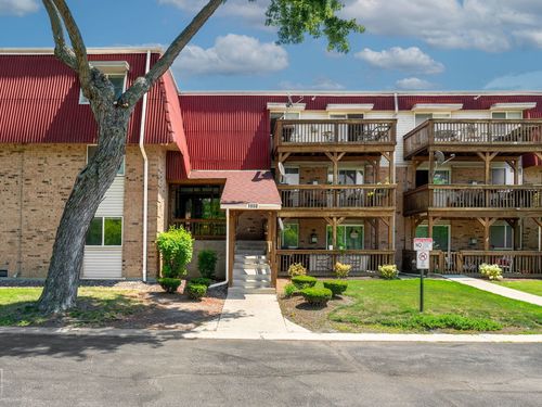 unit-2206-1850 Tall Oaks Dr, Aurora, IL, 60505-1238 | Card Image