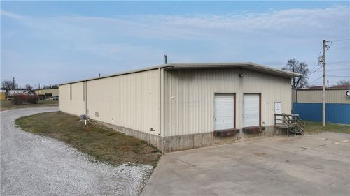1116 Wagon Wheel Road, Springdale, AR, 72764 | Card Image