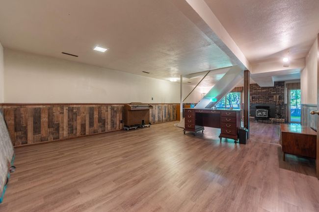 Family room in walk out basement #3 | Image 20