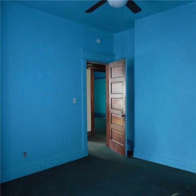 409 E Wallace Ave, House other with 5 bedrooms, 2 bathrooms and 2 parking in New Castle PA | Image 34