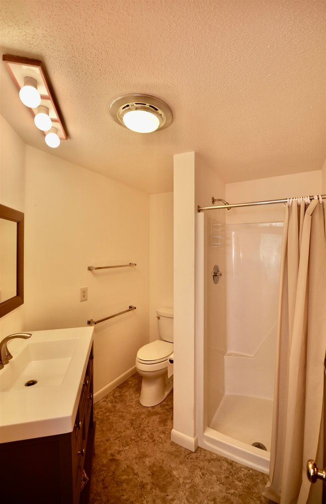 650 Marmot Ln, Condo with 2 bedrooms, 3 bathrooms and null parking in Grantham NH | Image 9