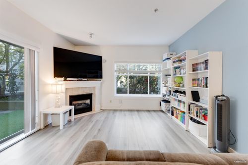 111-8976 208 St, Langley, BC, V1M2Y8 | Card Image