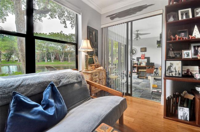 APT-112 - 2304 S Cypress Bend Dr, Condo with 1 bedrooms, 2 bathrooms and null parking in Pompano Beach FL | Image 4
