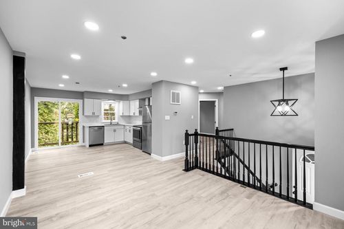 6915 Adel St, CAPITOL HEIGHTS, MD, 20743-2306 | Card Image