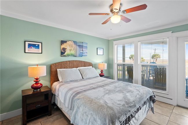 UNIT-101 - 6275 State Highway 361, Condo with 2 bedrooms, 2 bathrooms and null parking in Port Aransas TX | Image 14