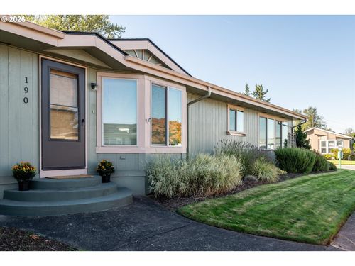 190-3355 N Delta Hwy, Eugene, OR, 97408-7194 | Card Image