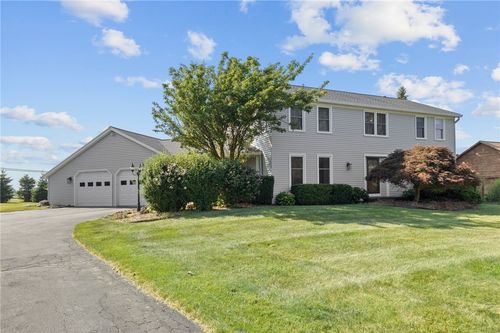 1 Stonington Dr, Pittsford, NY, 14534-2923 | Card Image
