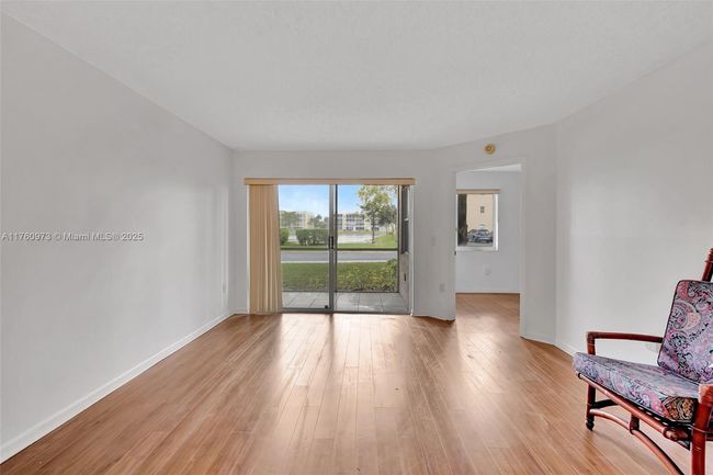 106 - 7711 Trent Dr, Condo with 2 bedrooms, 2 bathrooms and null parking in Tamarac FL | Image 9
