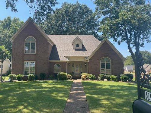 619 Country Springs Dr, Collierville, TN, 38017-1820 | Card Image