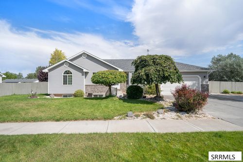 4225 Birchwood Circle, Ammon, ID, 83406 | Card Image