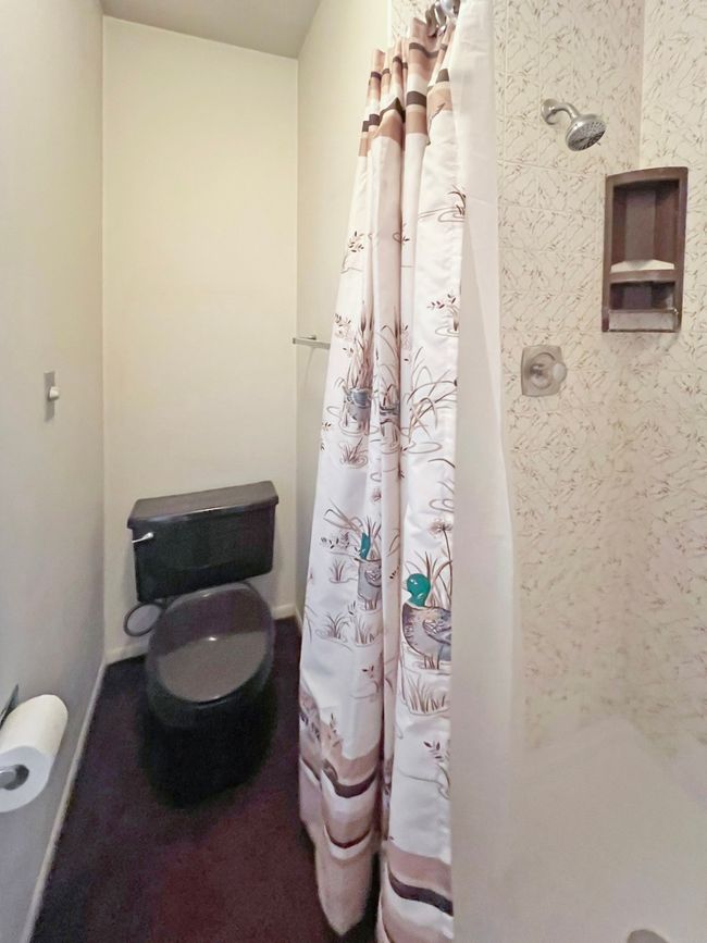 Primary Bathroom | Image 30