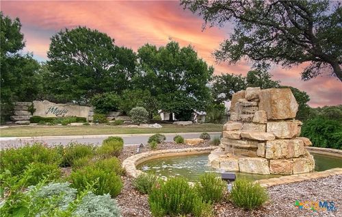 523 Mystic Pkwy, Spring Branch, TX, 78070-5285 | Card Image