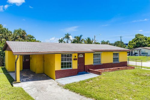 1500 W 13th St, Riviera Beach, FL, 33404-6521 | Card Image