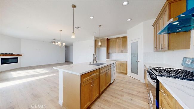 10625 Caughlin Rd, House other with 4 bedrooms, 3 bathrooms and 3 parking in Phelan CA | Image 20