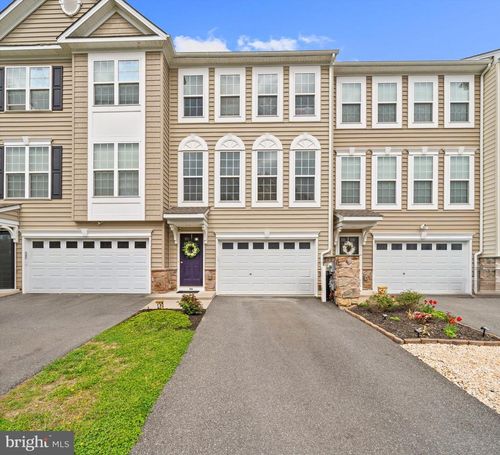 690 Courtly Road, TOWNSEND, DE, 19734 | Card Image