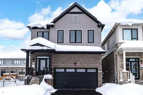 112 W Oak Trail, Barrie, ON, L9J0L1 | Card Image