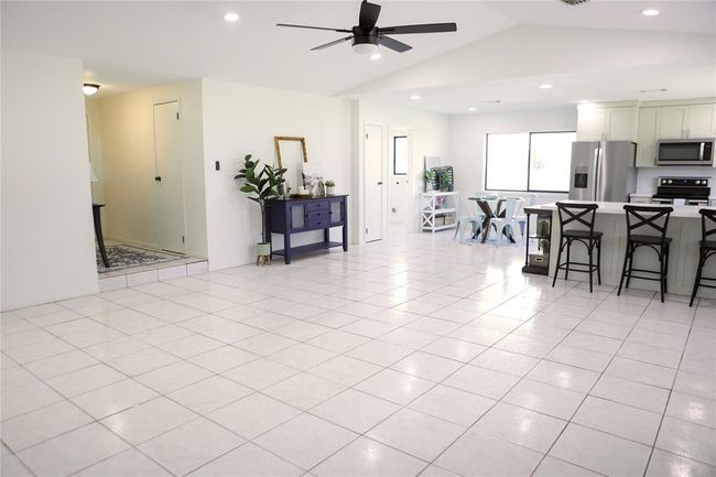 There is so much potential in this space for furniture placement options | Image 14