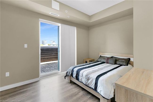 404 - 280 Lester St, House attached with 2 bedrooms, 1 bathrooms and 1 parking in Waterloo ON | Image 10