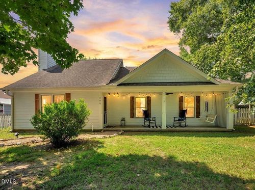 105 W Franklin St, Youngsville, NC, 27596-7782 | Card Image