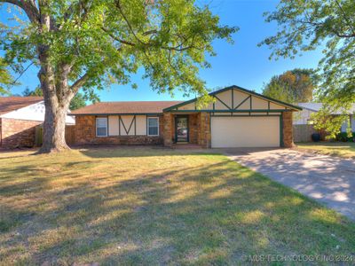 8804 E 134th Street S, House other with 4 bedrooms, 1 bathrooms and null parking in Bixby OK | Image 2