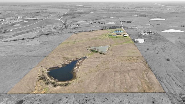 617 Zmolek Rd, House other with 3 bedrooms, 3 bathrooms and null parking in Ennis TX | Image 35