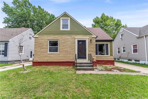465 E 272nd St, Euclid, OH, 44132-1724 | Card Image