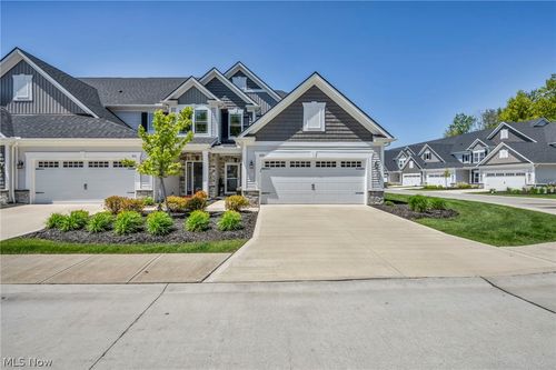 43-606 Monteforte Ct, Avon Lake, OH, 44012-2691 | Card Image