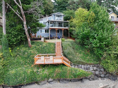 211 E Shoreline Ln, Shelton, WA, 98584-8148 | Card Image