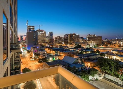 apt-901-555 E 5th St, Austin, TX, 78701-4000 | Card Image