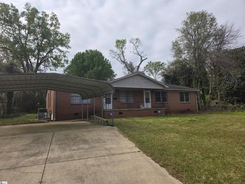 401 W Pitts St, Clinton, SC, 29325-2344 | Card Image