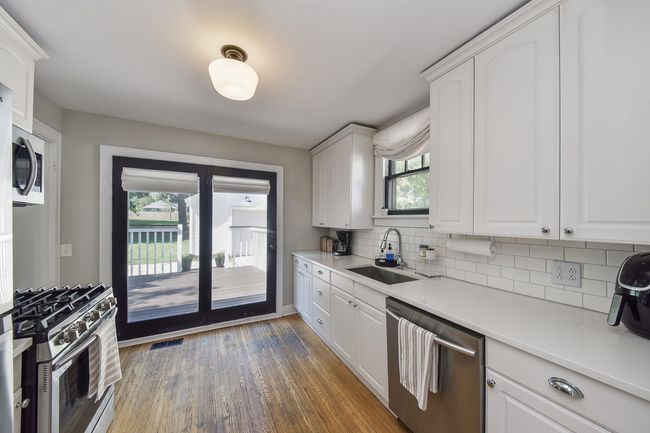 622 Illinois St, Home with 2 bedrooms, 1 bathrooms and null parking in Geneva IL | Image 10