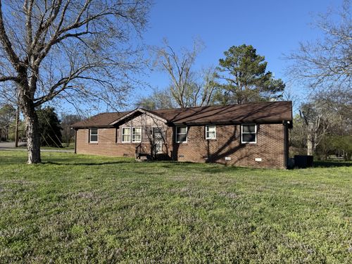 3010 Buenaview Blvd, Nashville, TN, 37218-1614 | Card Image