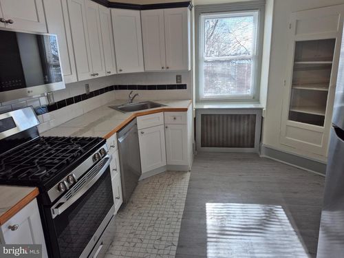 apt-3-4610 Chester Ave, PHILADELPHIA, PA, 19143-3691 | Card Image