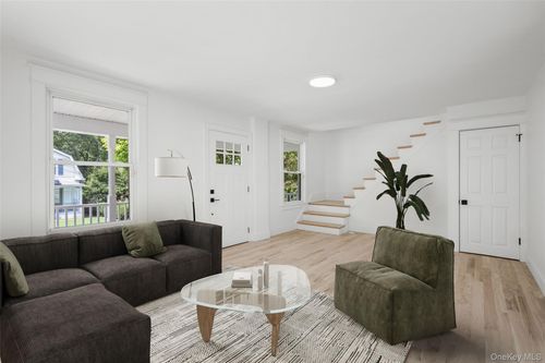 324 Tuxedo Pl, Hawthorne, NY, 10532-1011 | Card Image