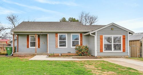 2108 Se 19th St, Mineral Wells, TX, 76067-7524 | Card Image