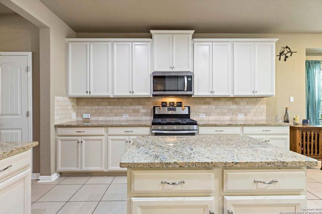 12301 Lattice Cv, House other with 4 bedrooms, 3 bathrooms and null parking in Schertz TX | Image 6