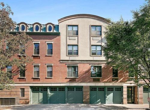 apt-3b-125 Boerum Pl, Brooklyn, NY, 11201-6261 | Card Image