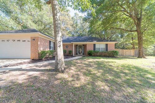 6900 Gran Forest Dr, Irvington, AL, 36544-3640 | Card Image