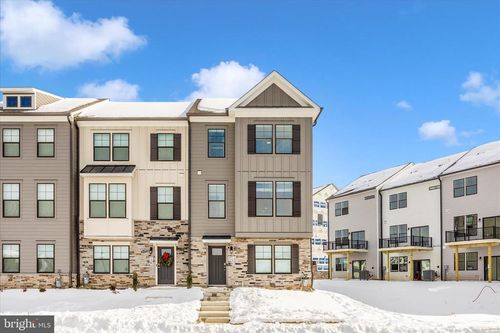 726 Compass Way, FREDERICK, MD, 21701-9492 | Card Image