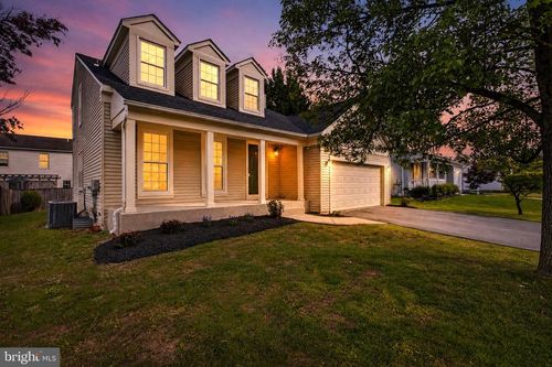 11608 Ranch Ln, NORTH POTOMAC, MD, 20878-3831 | Card Image
