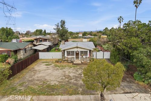 11155 Allegheny St, Sun Valley, CA, 91352-1103 | Card Image