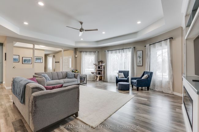 3167 Broadway St, House other with 4 bedrooms, 4 bathrooms and 4 parking in Brooke Alvinston ON | Image 9