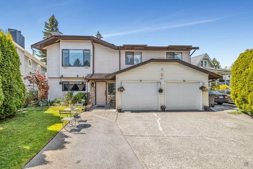 13211 66a Ave, Surrey, BC, V3W8E3 | Card Image